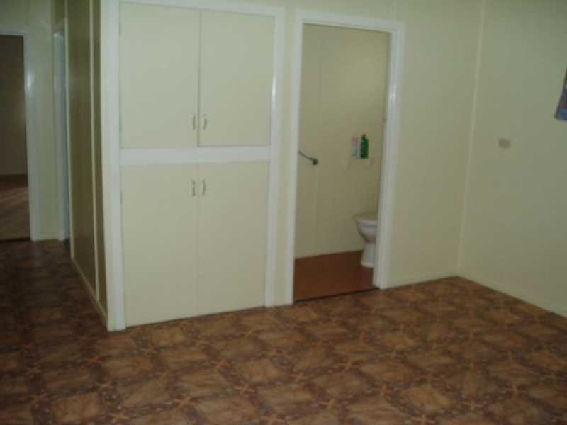 25 Crouch Ave, Bongaree QLD 4507