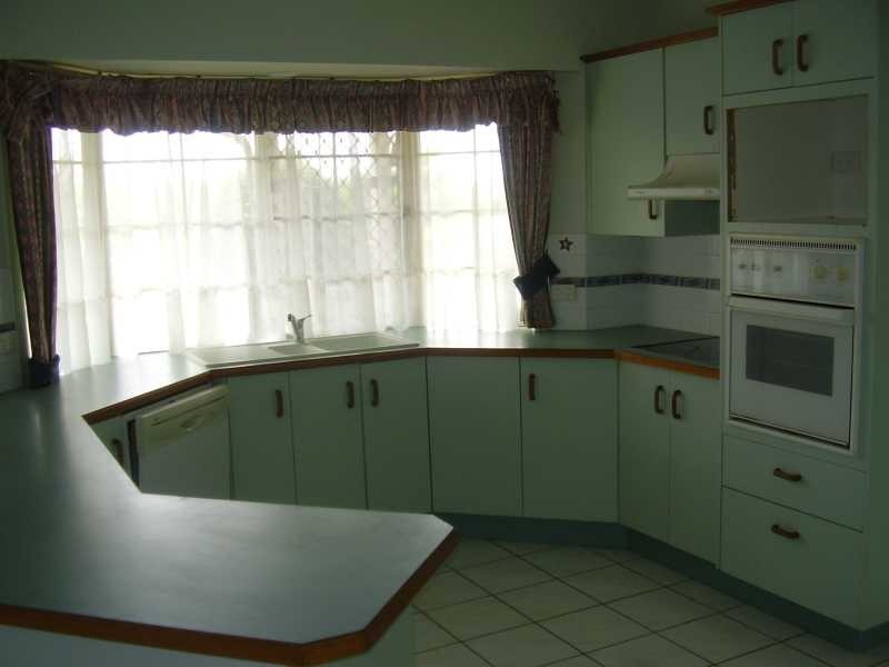 14 Pentas Drive, Bongaree QLD 4507