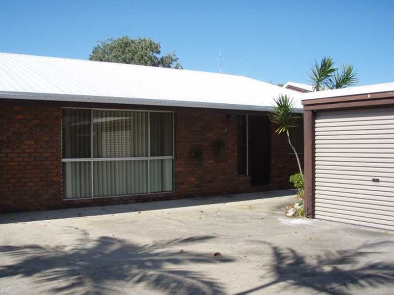 2/16 Frederick, Banksia Beach QLD 4507