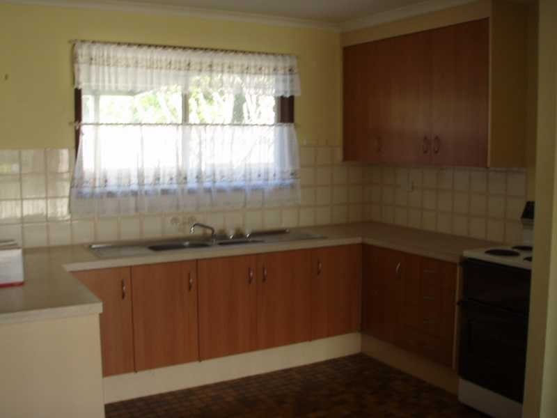 2/16 Frederick, Banksia Beach QLD 4507