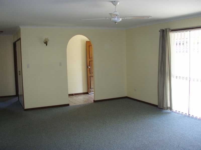2/16 Frederick, Banksia Beach QLD 4507