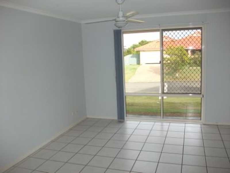 12 Monavale Court, Sandstone Point QLD 4511