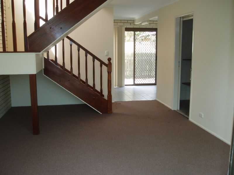 Unit 2/21 Cotterill Avenue, Bongaree QLD 4507