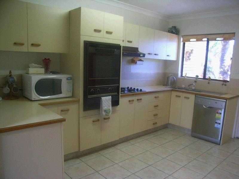 Unit 3/3 Dolphin Drive, Bongaree QLD 4507