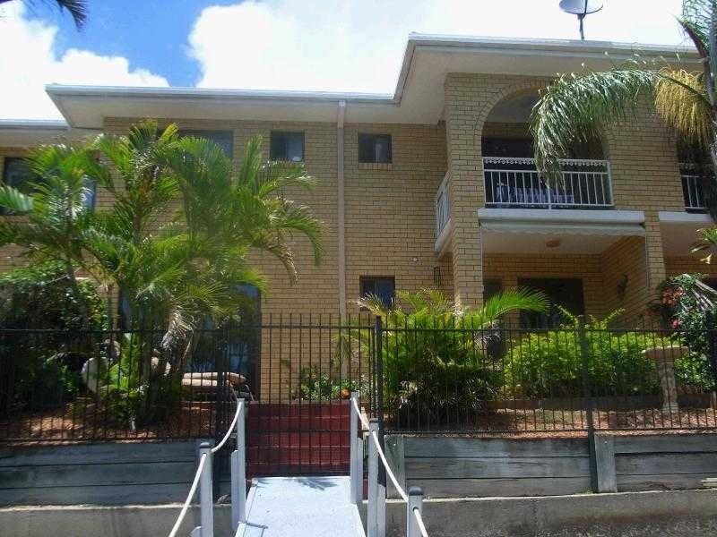 Unit 3/3 Dolphin Drive, Bongaree QLD 4507