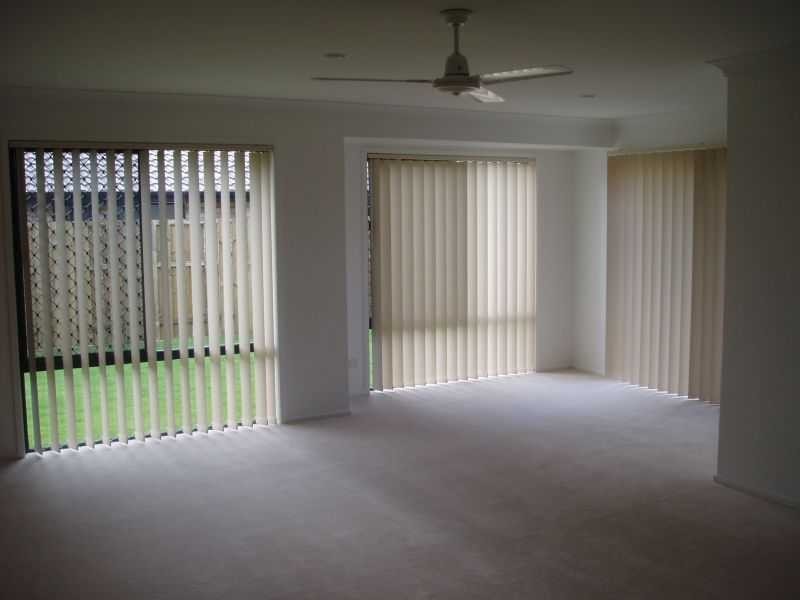 309 Bestman Road, Sandstone Point QLD 4511