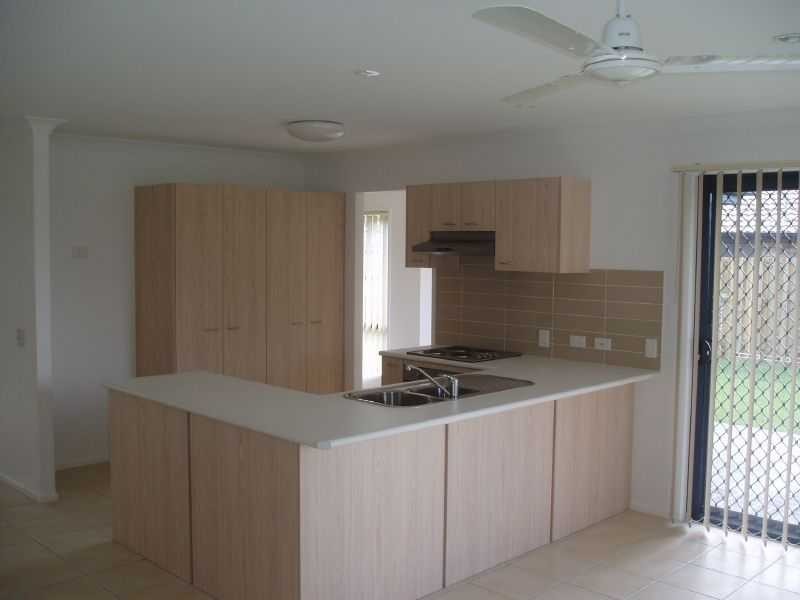 309 Bestman Road, Sandstone Point QLD 4511