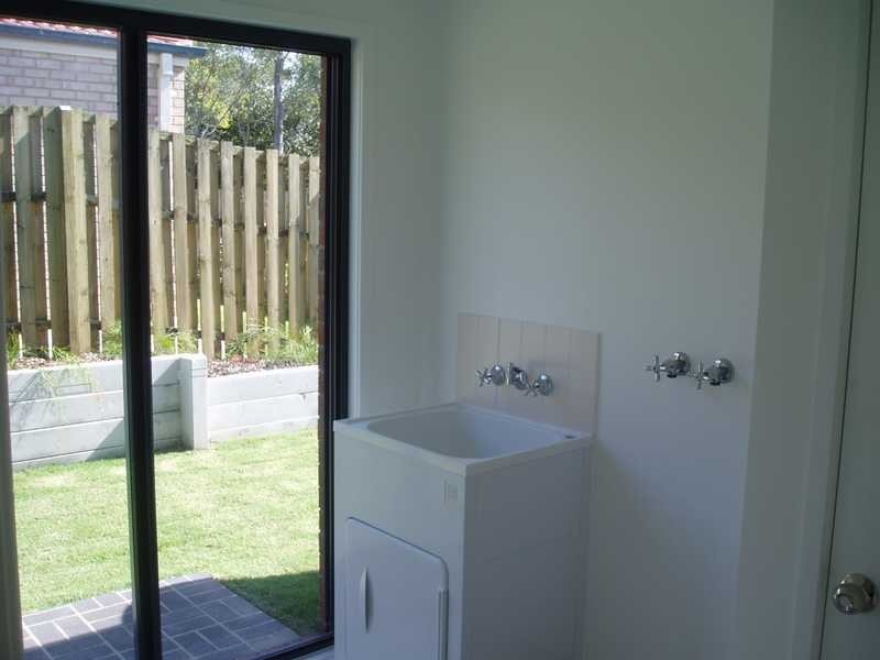 316 Bestman Road, Sandstone Point QLD 4511