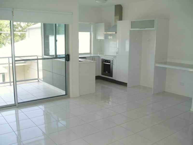 Unit 7/15-17 Sylvan Beach Esplanade, Bellara QLD 4507