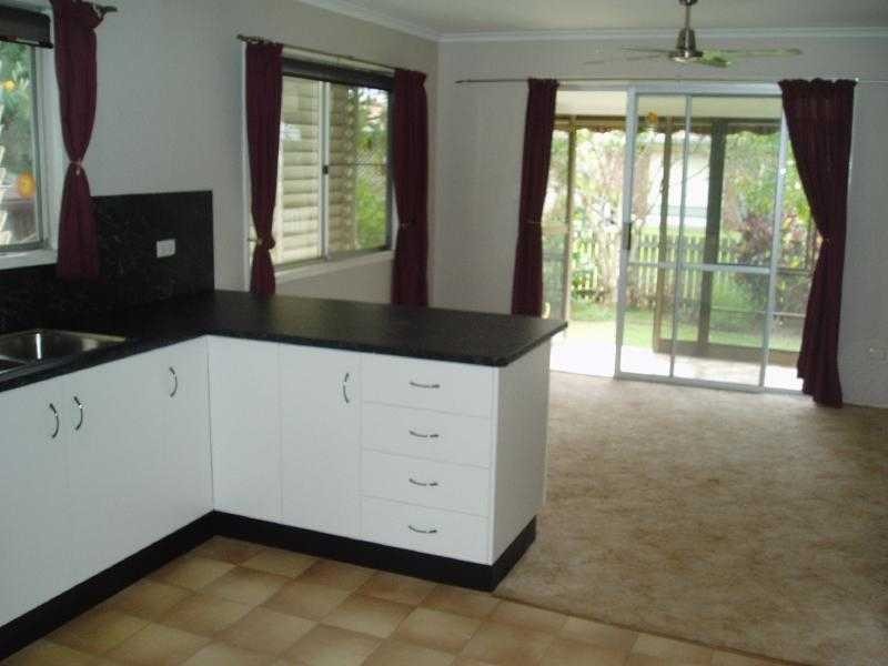 9 Emu Walk, Bongaree QLD 4507