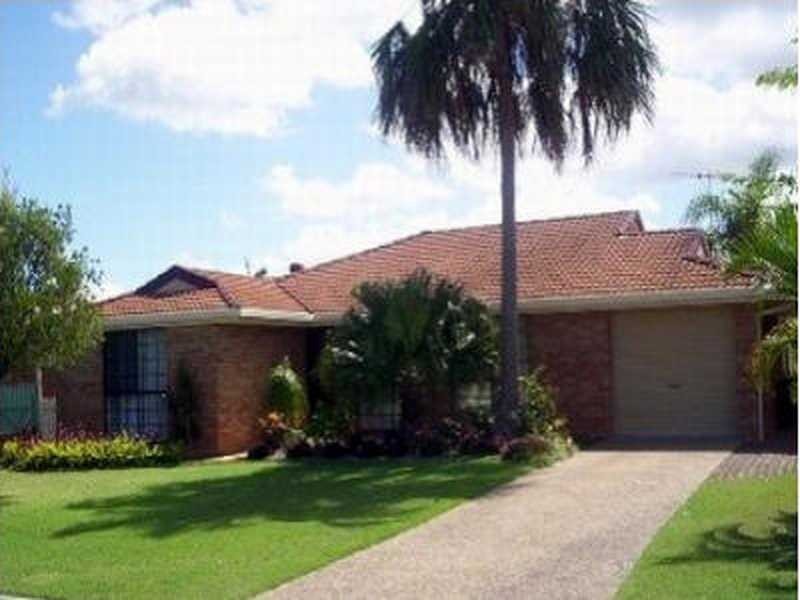 5 Marton Place, Banksia Beach QLD 4507