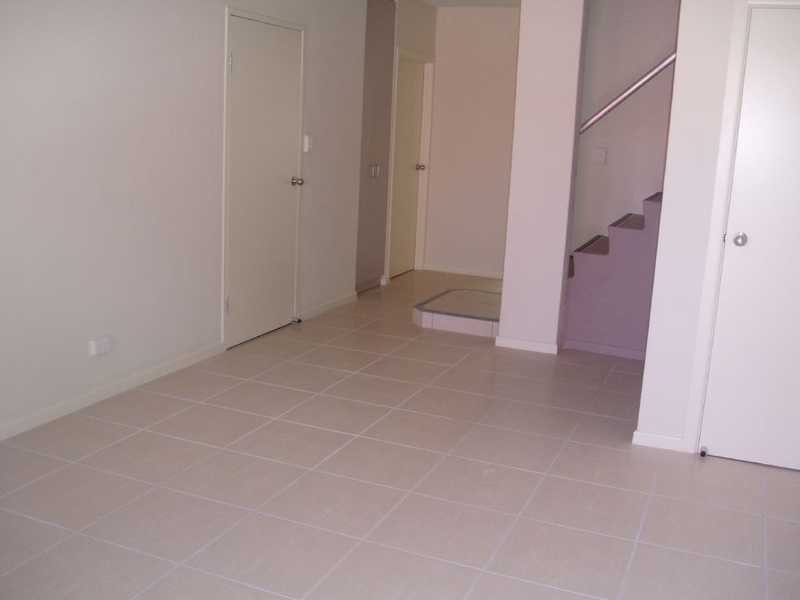 Unit 1/24 Kangaroo Avenue, Bongaree QLD 4507