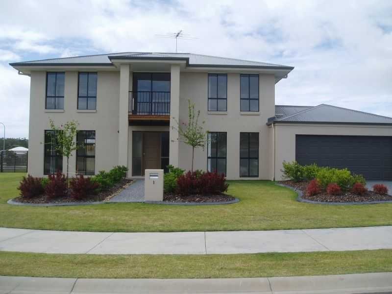 1 Bondi Court, Sandstone Point QLD 4511