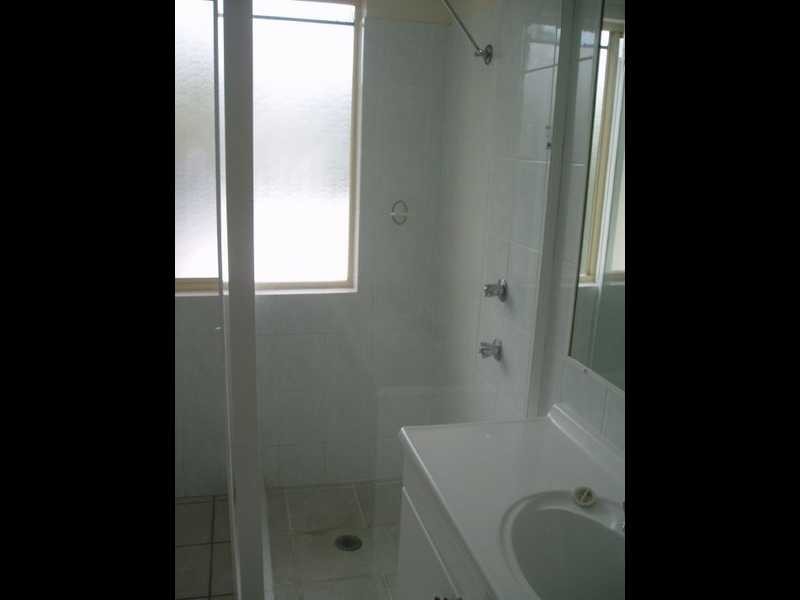 Unit 2/191 Sylvan Beach Esplanade, Bellara QLD 4507