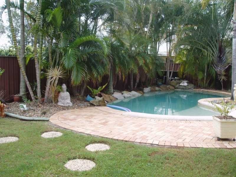 Unit 2/191 Sylvan Beach Esplanade, Bellara QLD 4507