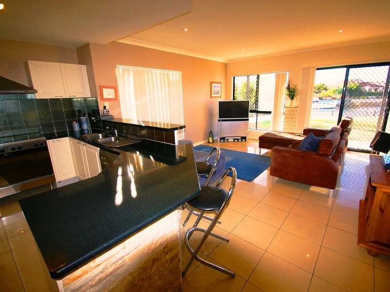 10 Barklya Crescent, Bongaree QLD 4507