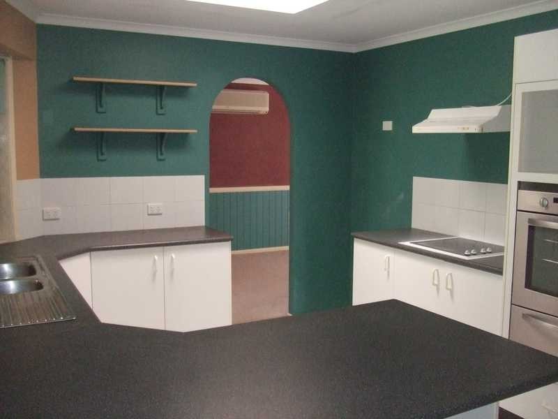 57 Lachlan Crescent, Sandstone Point QLD 4511