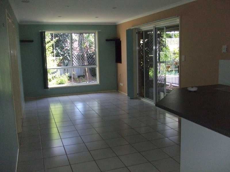 57 Lachlan Crescent, Sandstone Point QLD 4511