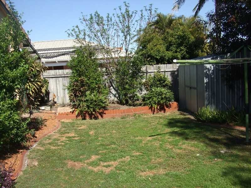 57 Lachlan Crescent, Sandstone Point QLD 4511