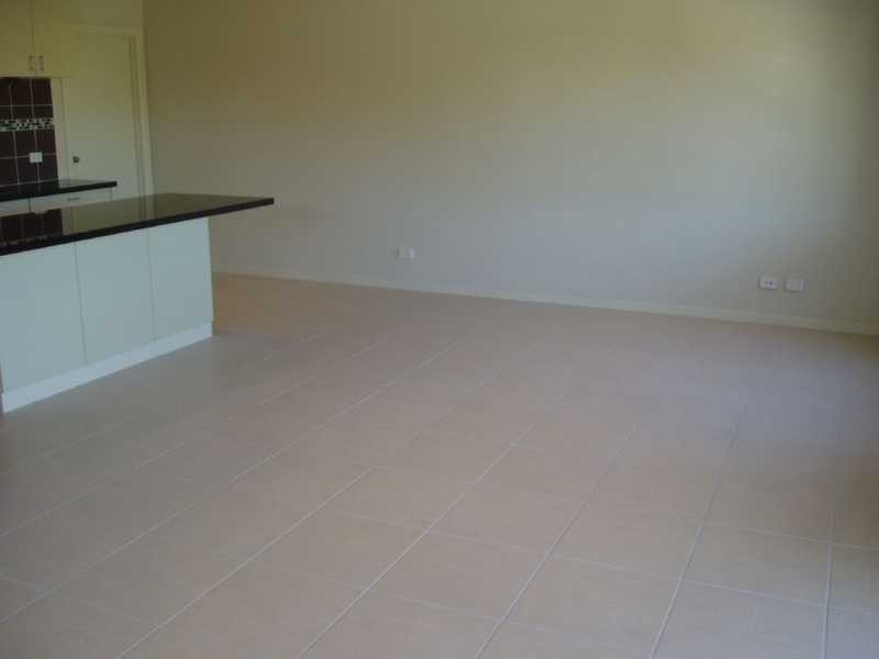 Unit 2/24 Kangaroo Avenue, Bongaree QLD 4507