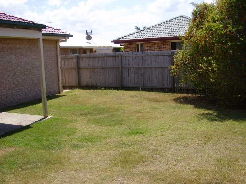 41 Clovelly Street, Sandstone Point QLD 4511