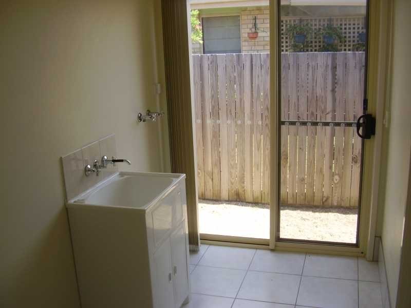 41 Clovelly Street, Sandstone Point QLD 4511