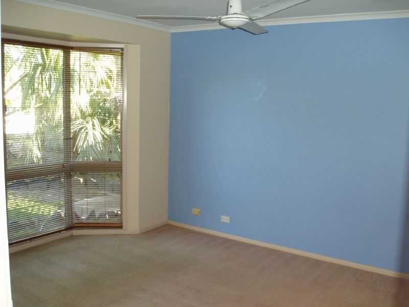 28 Clark Street, Sandstone Point QLD 4511