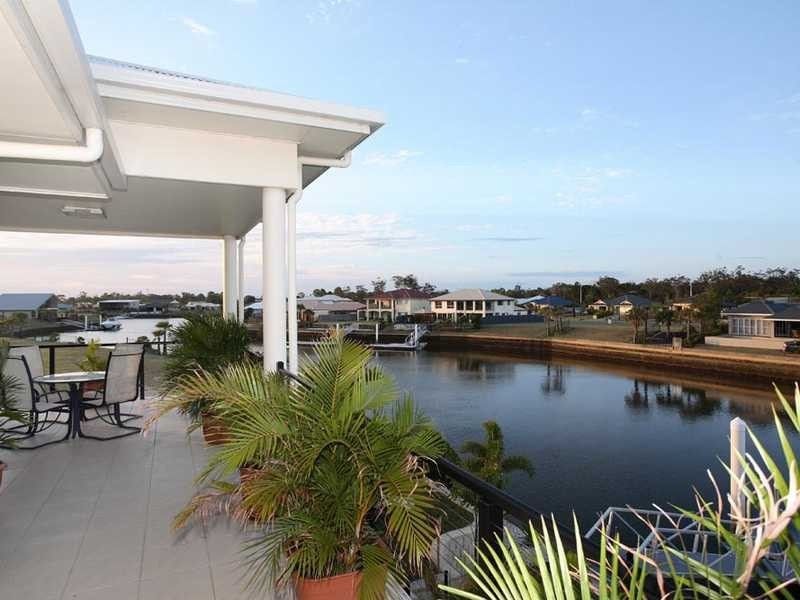 11 Baza Place, Banksia Beach QLD 4507