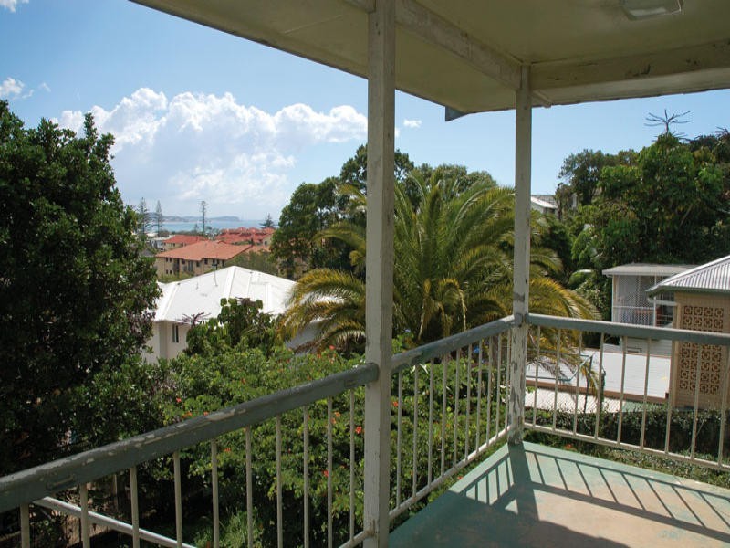 25 Rutledge Street, Coolangatta QLD 4225