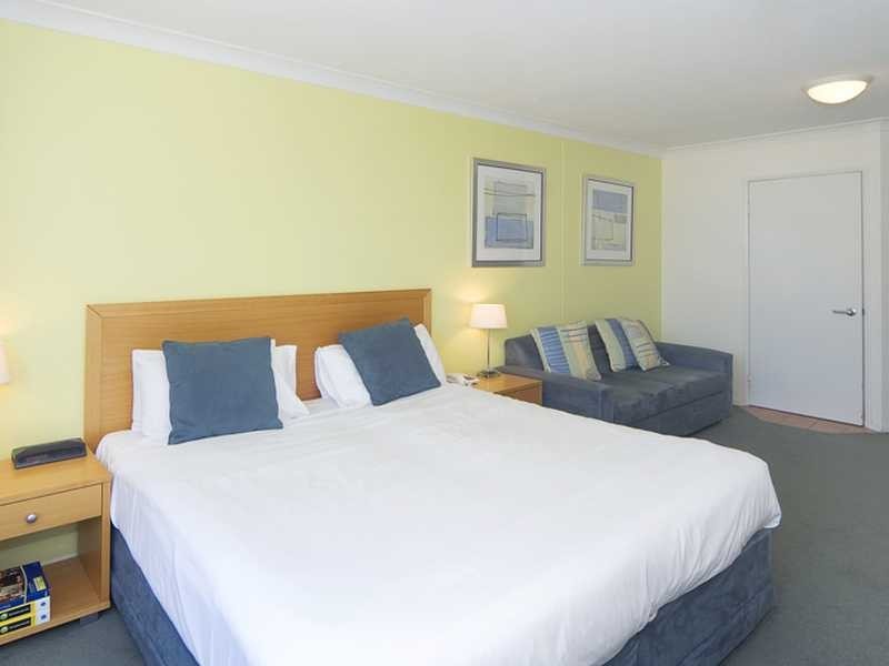 Unit 201-203/99 Griffith Street, Coolangatta QLD 4225