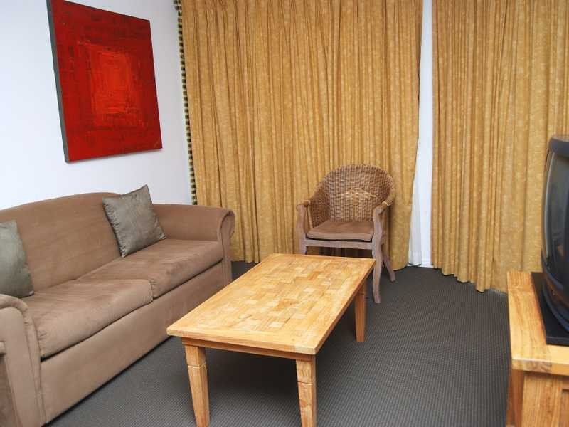 Unit 338/99 Griffith Street, Coolangatta QLD 4225