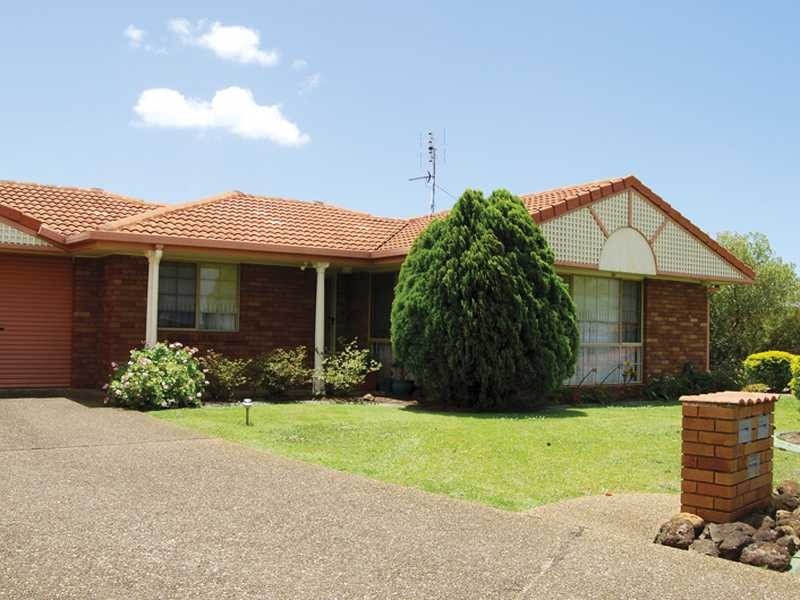 2/3 Inverness Court, Banora Point NSW 2486