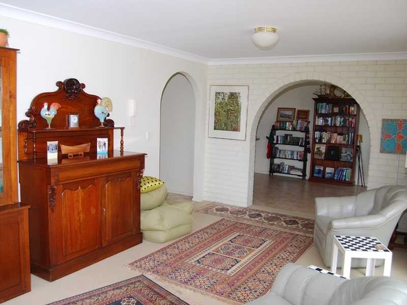 10/3 Lord Street, Kirra QLD 4225