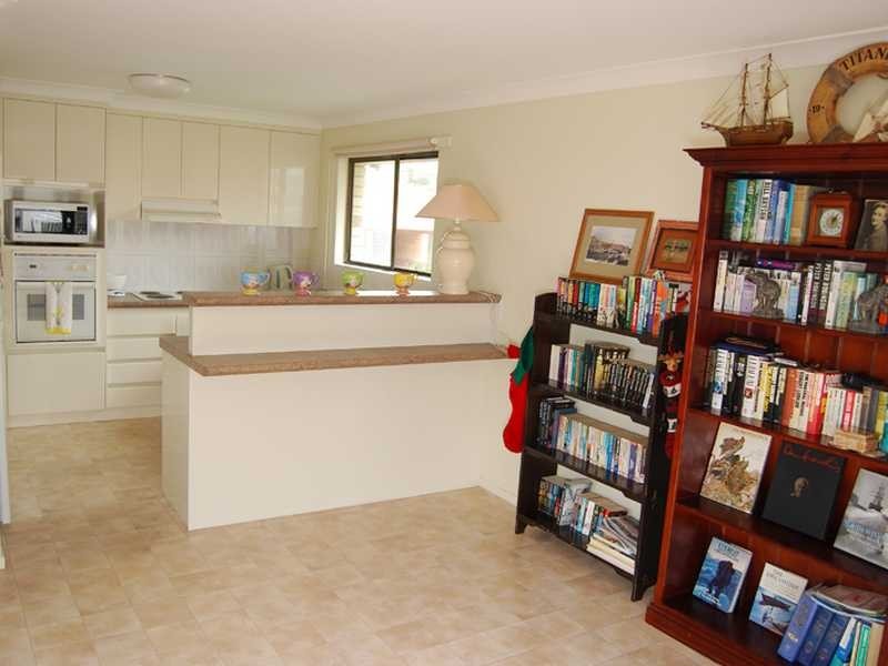 10/3 Lord Street, Kirra QLD 4225