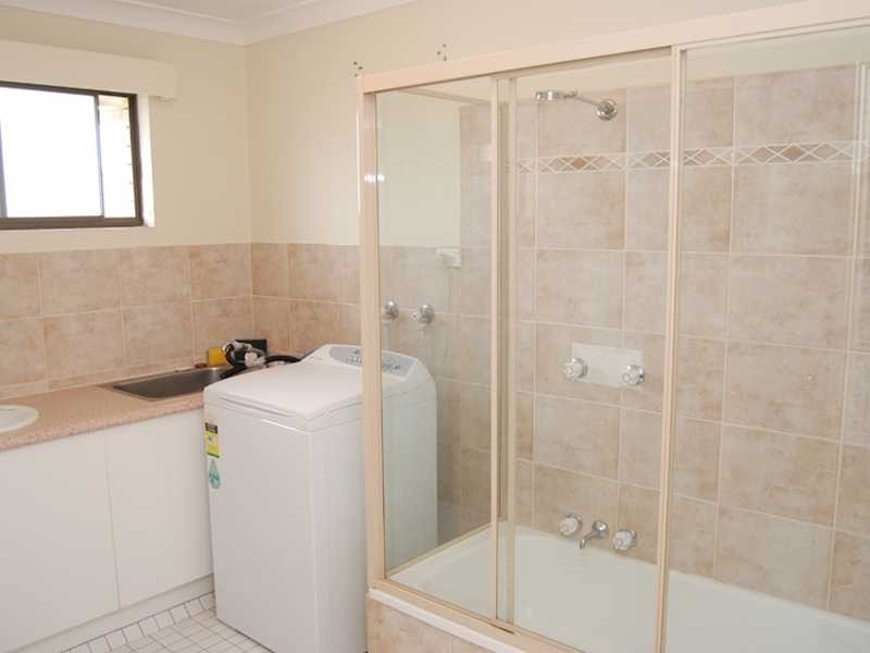 10/3 Lord Street, Kirra QLD 4225