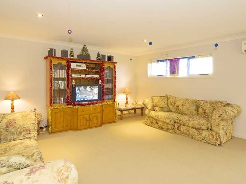 19 Firetail Court, Tweed Heads South NSW 2486