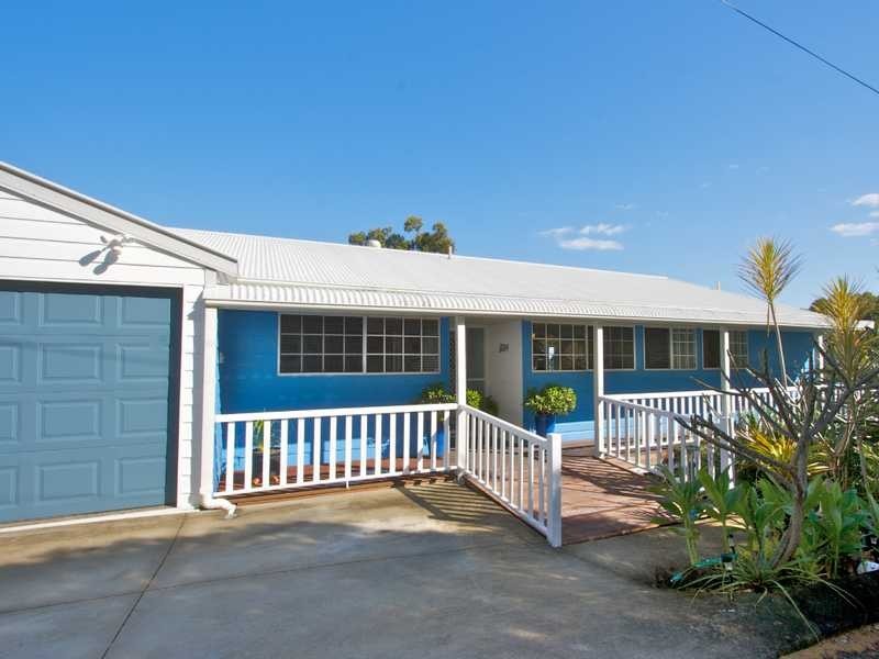67B Rutledge Street, Coolangatta QLD 4225