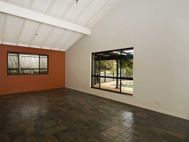 6 Hibiscus Parade, Banora Point NSW 2486