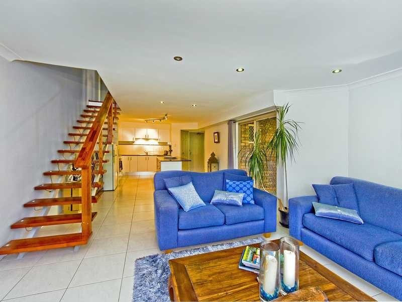 17/15-17 South Street, Kirra QLD 4225