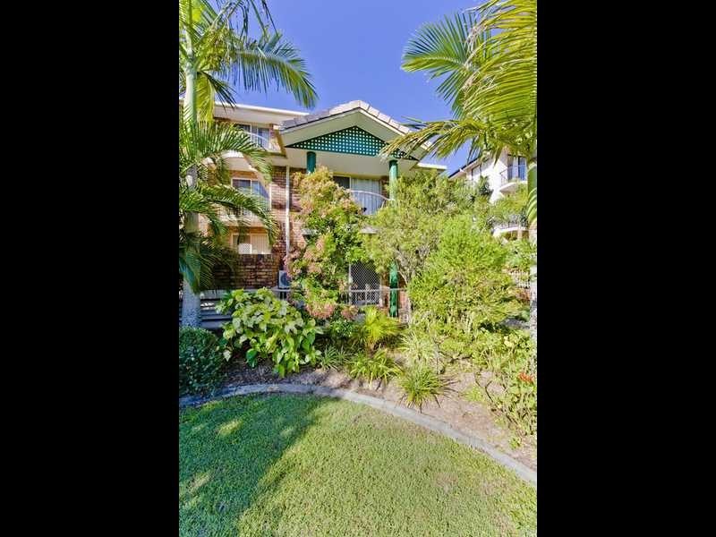 17/15-17 South Street, Kirra QLD 4225