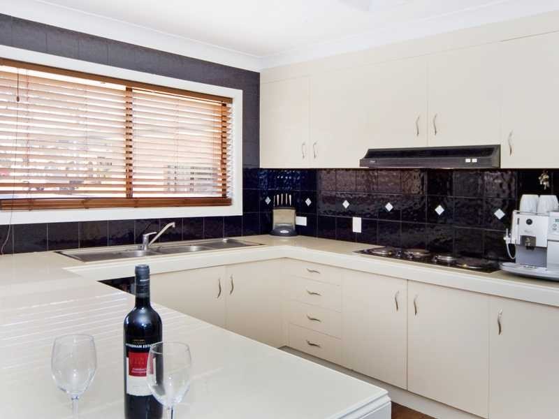 7 Anthony Avenue, Banora Point NSW 2486