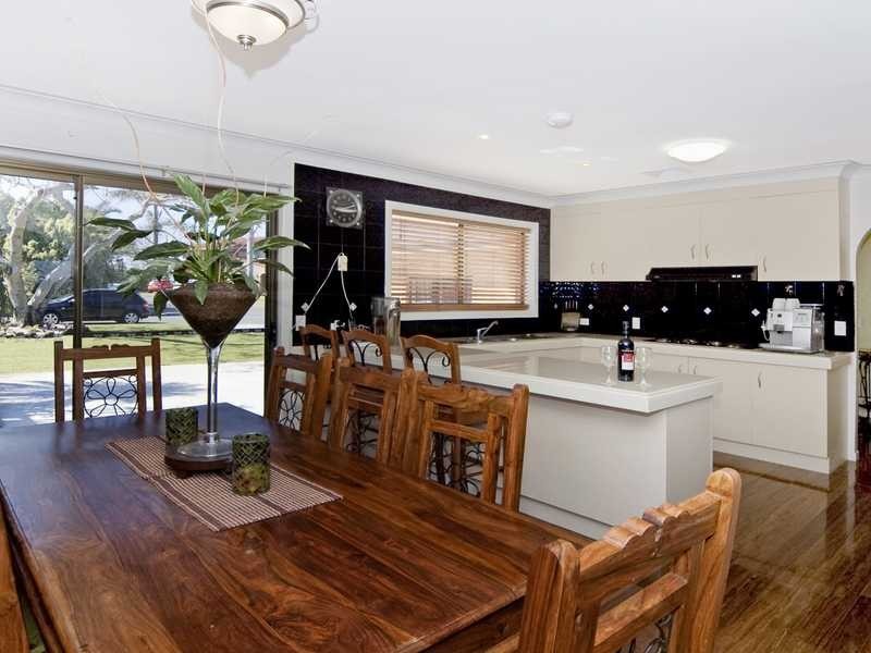 7 Anthony Avenue, Banora Point NSW 2486