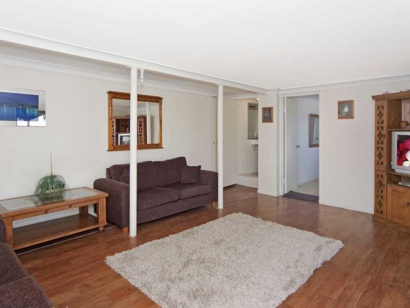 7 Anthony Avenue, Banora Point NSW 2486