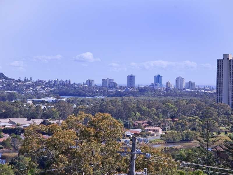 7 Anthony Avenue, Banora Point NSW 2486