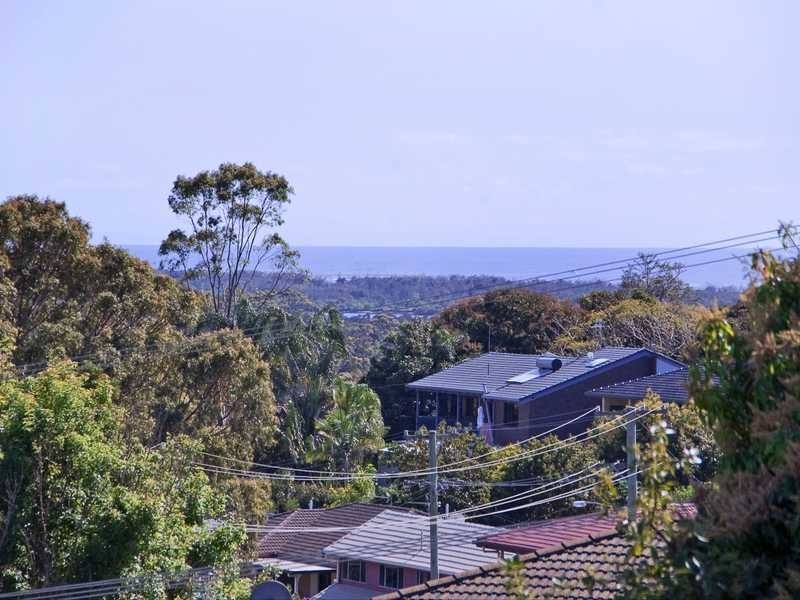 7 Anthony Avenue, Banora Point NSW 2486