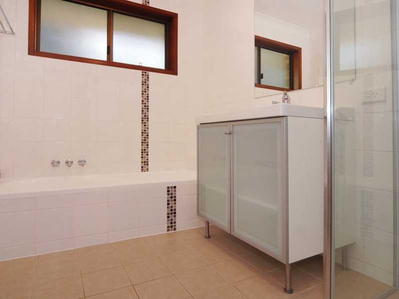 3 Birnam Avenue, Banora Point NSW 2486