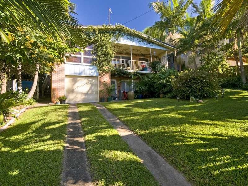 27 Singh Street, Tugun QLD 4224