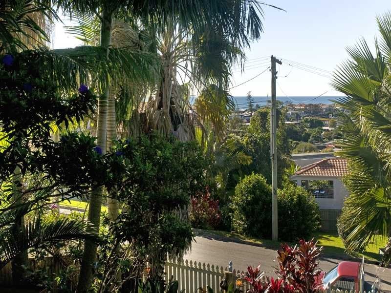 27 Singh Street, Tugun QLD 4224