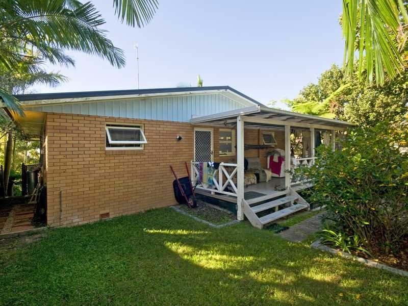 27 Singh Street, Tugun QLD 4224