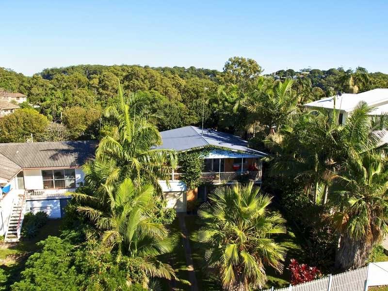 27 Singh Street, Tugun QLD 4224